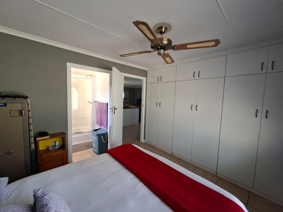 3 Bedroom Property for Sale in Rheeboksfontein Western Cape